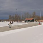 Iisklup Ritsuma opent ijsbaan Marsum